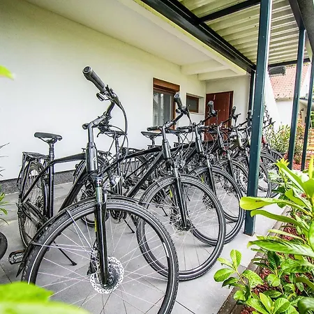Zier Appart hôtel Balatonszárszó